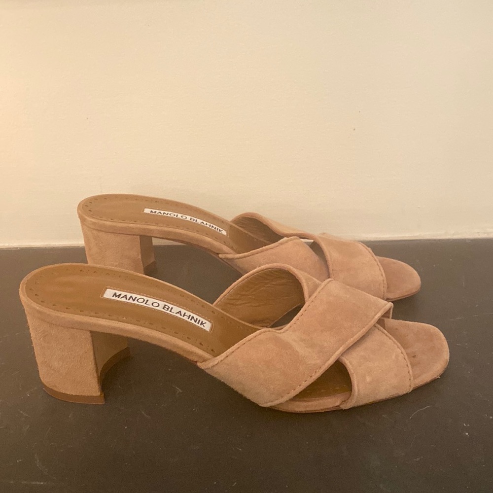 Manolo Blahnik Sandals 37 1/2 fit small